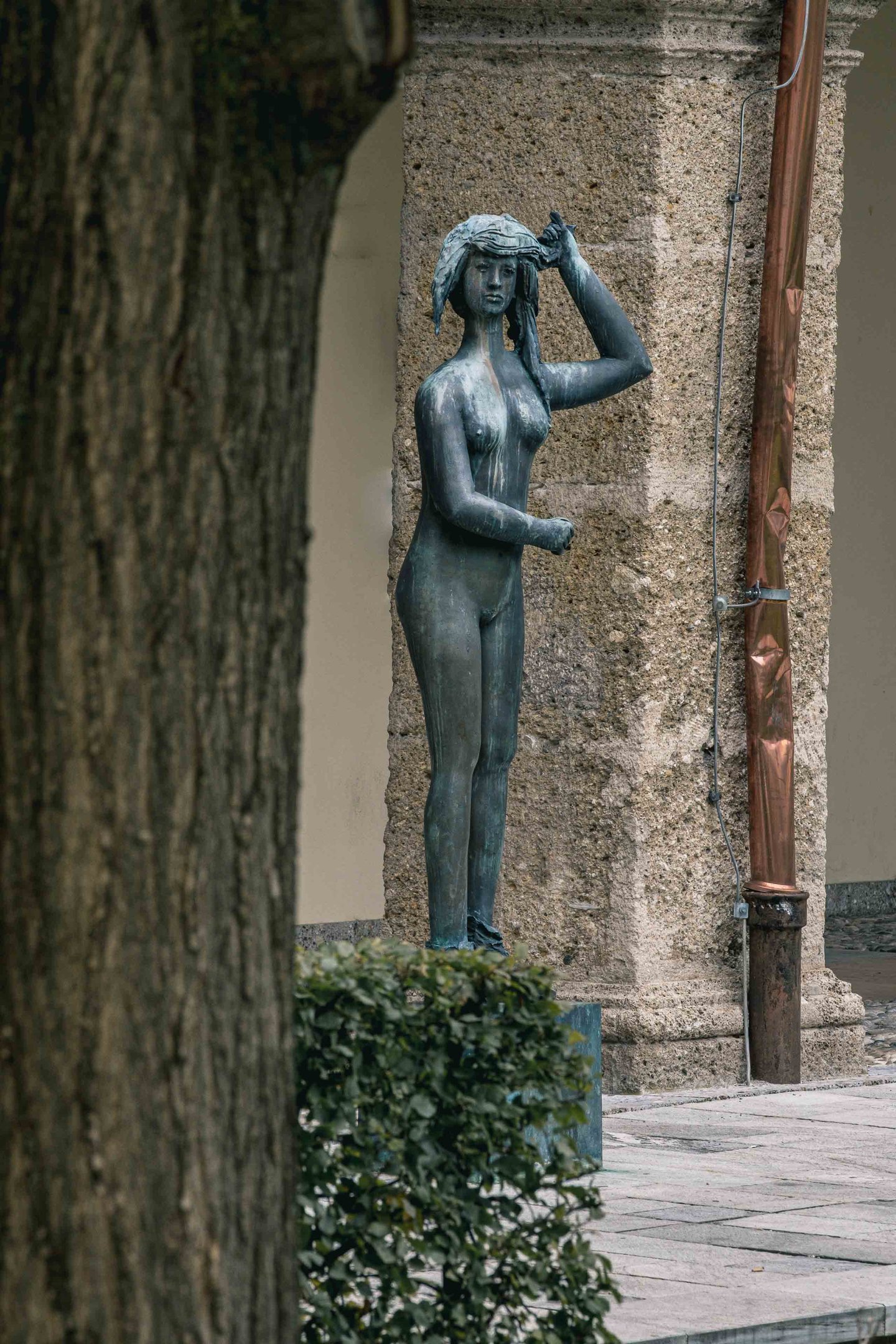 Die Tanzerin sculpture by Giacomo Manzu in Furtwanglerpark, Salzburg