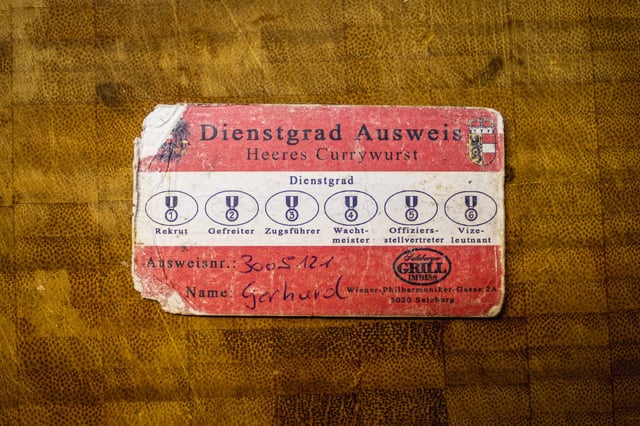 Salzburger Grill Imbiss challenge ausweis card alt view